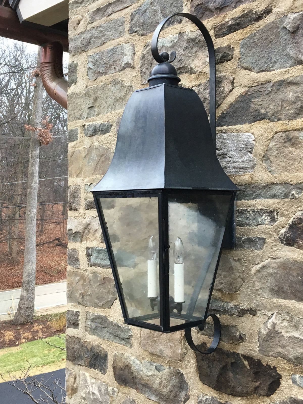 Terrazza Brass Wall Lantern– Tower Lighting